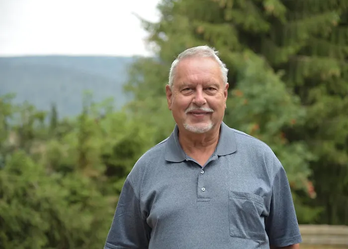 Ottilie Goldlauter *